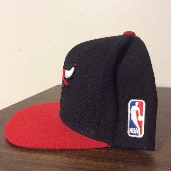 Mitchell Ness Prime Bulls Retro SnapBack (new) - Picture 5 of 5